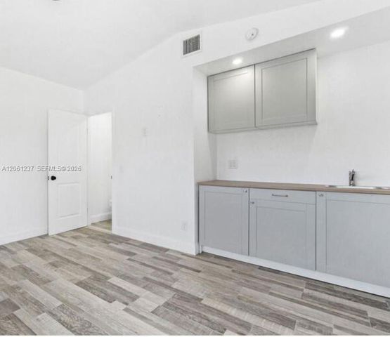 505 Malverne C, Palm Beach, FL 33405