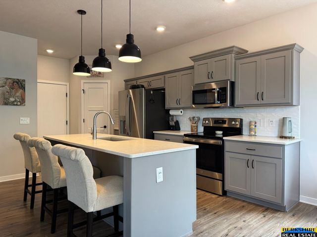 8016 N 86 Avenue, Omaha, NE 68122