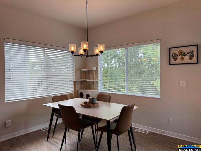8016 N 86 Avenue, Omaha, NE 68122
