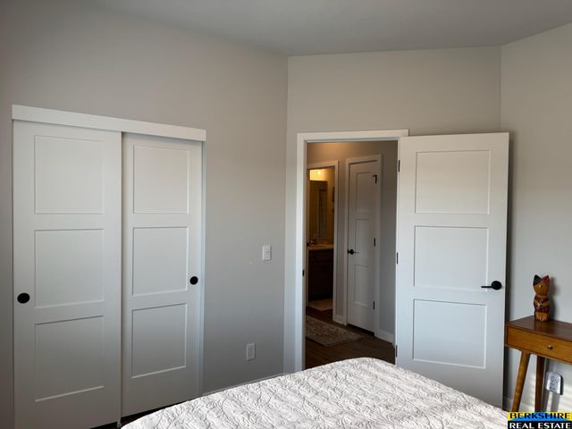 8016 N 86 Avenue, Omaha, NE 68122