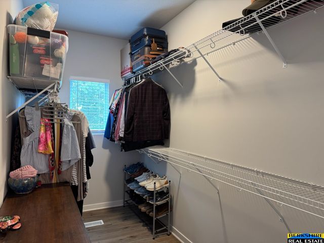 8016 N 86 Avenue, Omaha, NE 68122