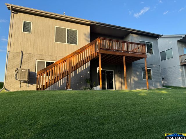 8016 N 86 Avenue, Omaha, NE 68122