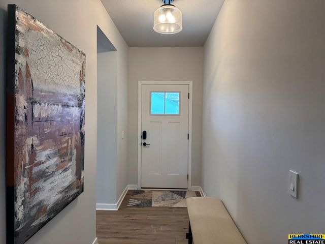 8016 N 86 Avenue, Omaha, NE 68122