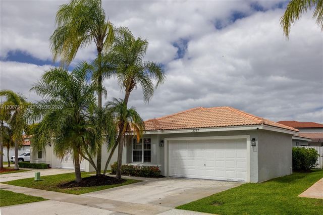 2737 SW 177th Ave, Miramar, FL 33029