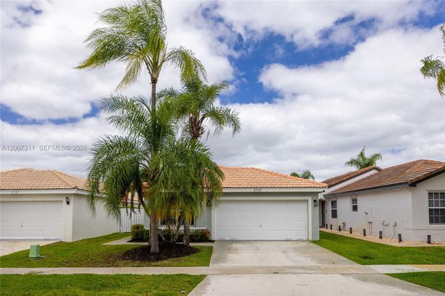 2737 SW 177th Ave, Miramar, FL 33029