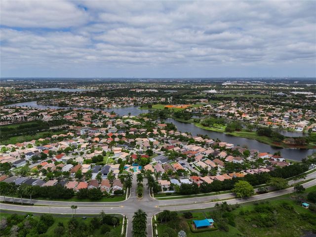 2737 SW 177th Ave, Miramar, FL 33029