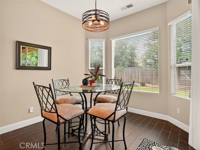 2927 Browning Avenue, Clovis, CA 93611