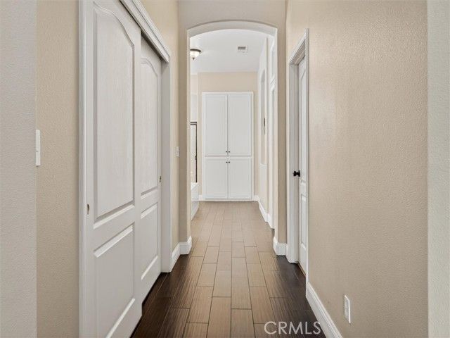 2927 Browning Avenue, Clovis, CA 93611