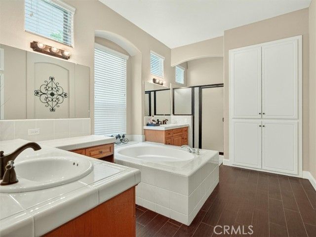 2927 Browning Avenue, Clovis, CA 93611