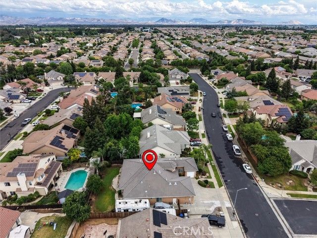 2927 Browning Avenue, Clovis, CA 93611