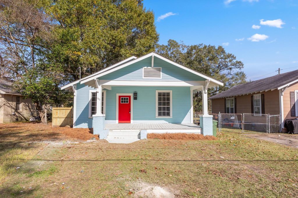 103 5th Ave., Hattiesburg, MS 39401