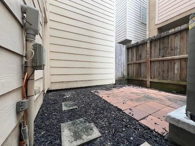 2816 Rusk Street, Houston, TX 77003