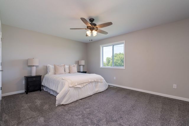 3205 Scotch Lane, Mankato, MN 56001