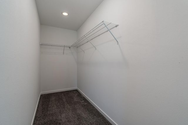 3205 Scotch Lane, Mankato, MN 56001