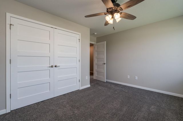 3205 Scotch Lane, Mankato, MN 56001