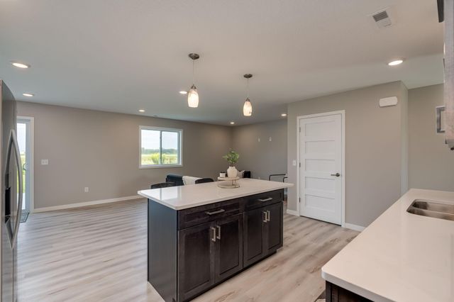 3205 Scotch Lane, Mankato, MN 56001