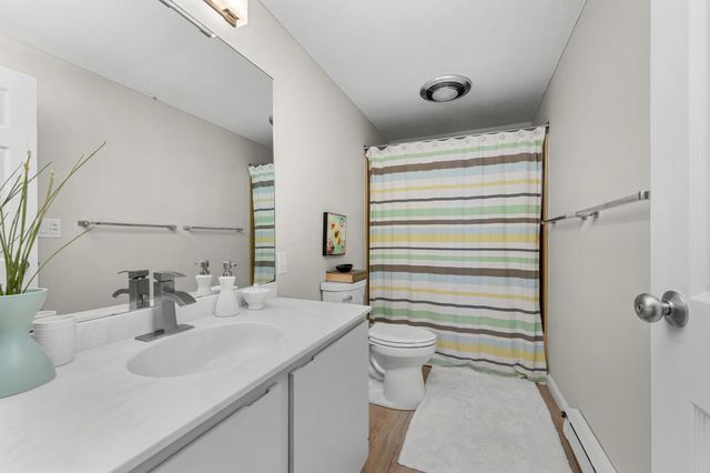 1 Belmont Road APT 341, West Harwich, MA 02671