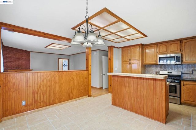 113 113 Lafayette Ave, Hayward, CA 94544