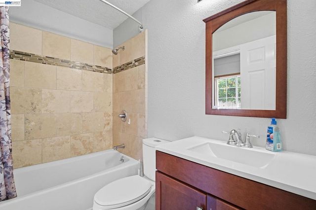 113 113 Lafayette Ave, Hayward, CA 94544