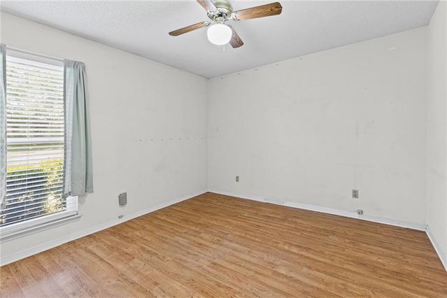 8383 Twin Lakes Drive, Mobile, AL 36695
