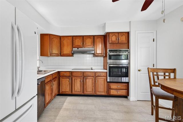 7316 Whitehall Colonial Lane, Shrewsbury, MO 63119