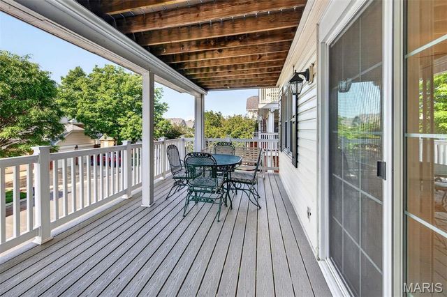 7316 Whitehall Colonial Lane, Shrewsbury, MO 63119