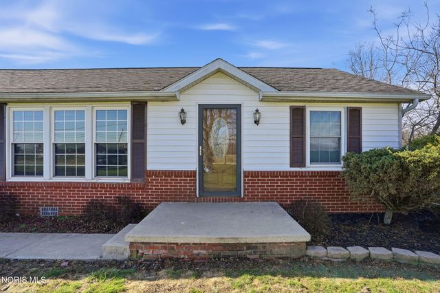 13923 Township Road 218, Van Buren, OH 45889