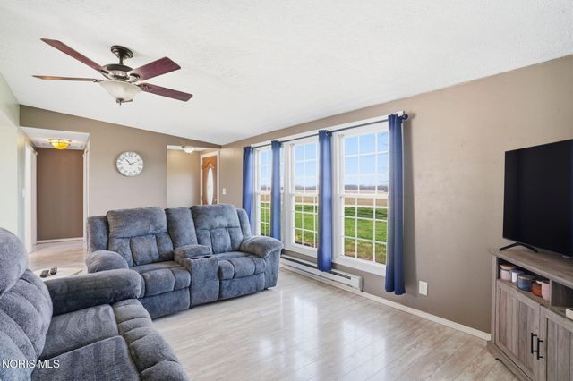 13923 Township Road 218, Van Buren, OH 45889