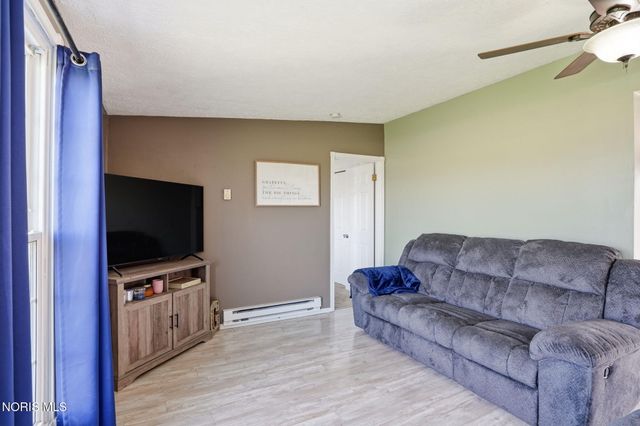 13923 Township Road 218, Van Buren, OH 45889