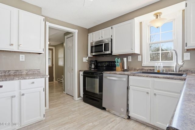 13923 Township Road 218, Van Buren, OH 45889