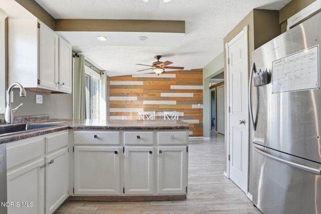 13923 Township Road 218, Van Buren, OH 45889