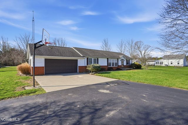 13923 Township Road 218, Van Buren, OH 45889