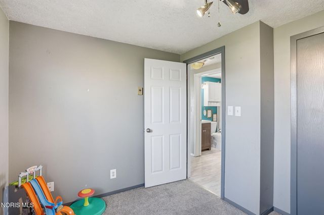 13923 Township Road 218, Van Buren, OH 45889