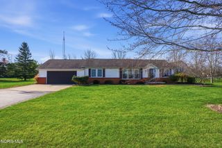 13923 Township Road 218, Van Buren, OH 45889