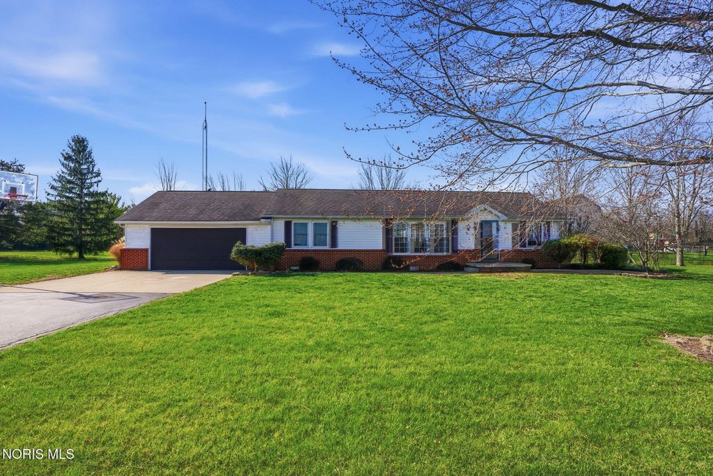 13923 Township Road 218, Van Buren, OH 45889