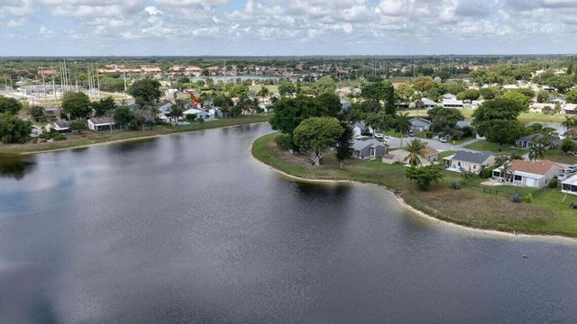 9129 Carma Drive, Boynton Beach, FL 33472