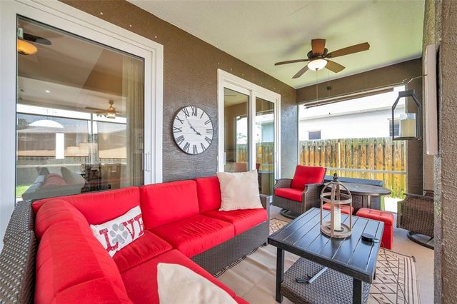 1747 WOOD BROOK STREET, Tarpon Springs, FL 34689