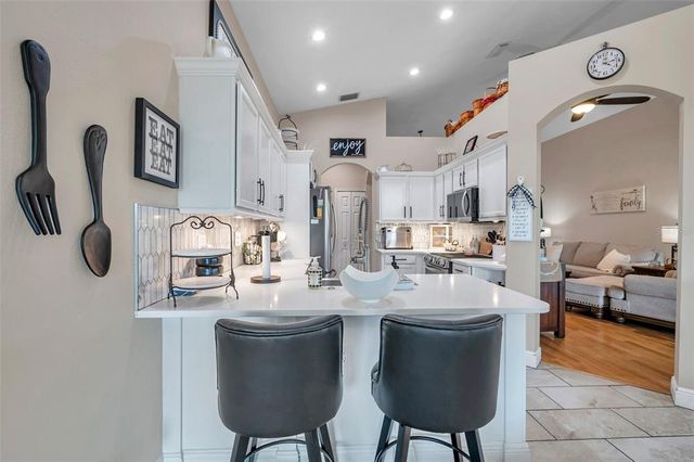 1747 WOOD BROOK STREET, Tarpon Springs, FL 34689