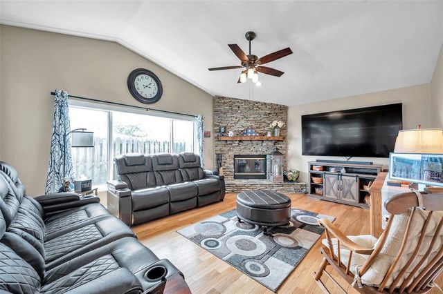 1747 WOOD BROOK STREET, Tarpon Springs, FL 34689