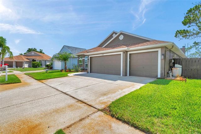 1747 WOOD BROOK STREET, Tarpon Springs, FL 34689