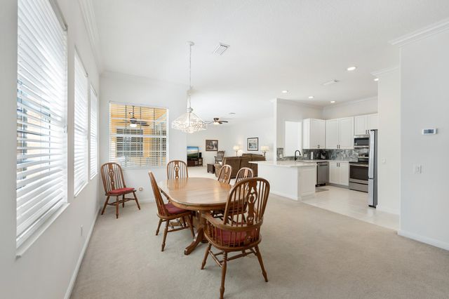 3723 COMMUNITY Drive, Jupiter, FL 33458