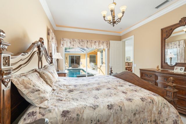 3723 COMMUNITY Drive, Jupiter, FL 33458