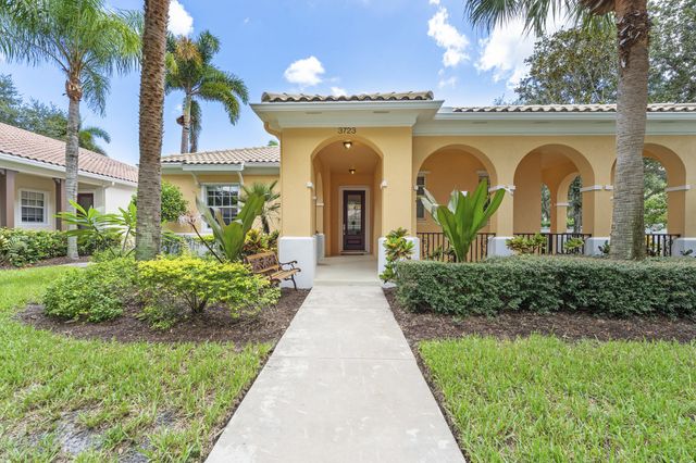 3723 COMMUNITY Drive, Jupiter, FL 33458