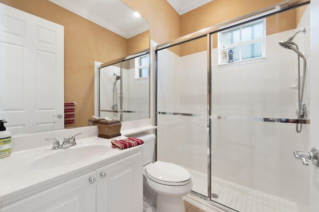 3723 COMMUNITY Drive, Jupiter, FL 33458