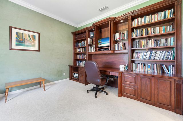 3723 COMMUNITY Drive, Jupiter, FL 33458