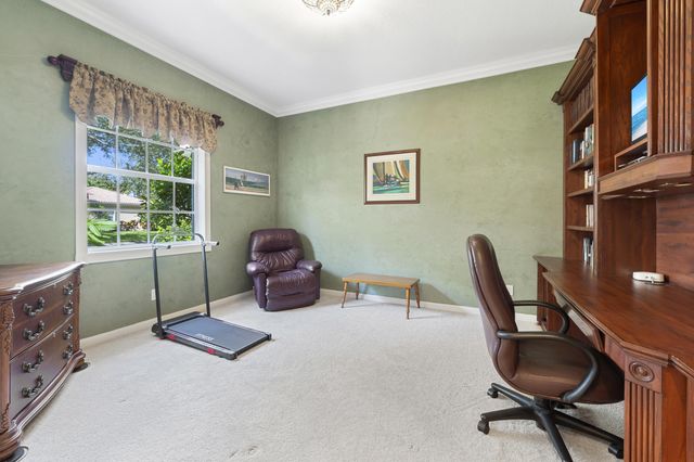3723 COMMUNITY Drive, Jupiter, FL 33458
