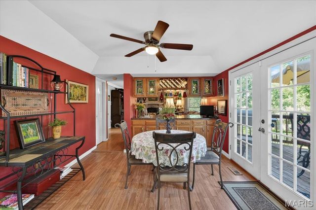 15327 Grantley Drive, Chesterfield, MO 63017