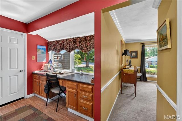 15327 Grantley Drive, Chesterfield, MO 63017