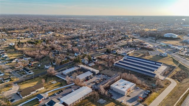 2939 12th Avenue SW, Cedar Rapids, IA 52404