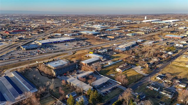 2939 12th Avenue SW, Cedar Rapids, IA 52404